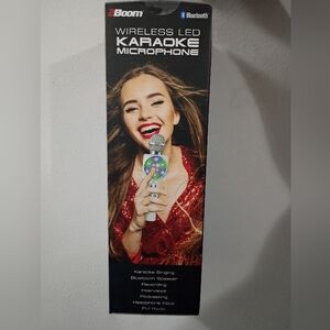 2Boom Wireless LED Karaoke Microphone, Color Silver, FM Radio, Echo Effect